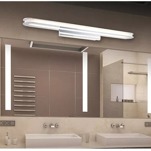Bathroom Lighting Scheme with a Tunable Mirror Light in Brushed Chrome