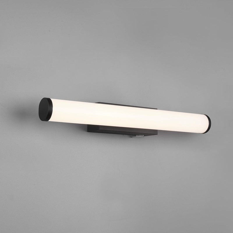 IP44 Bathroom Wall Light in Matt Black